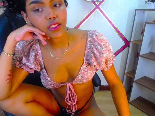 MelodyStan webcam