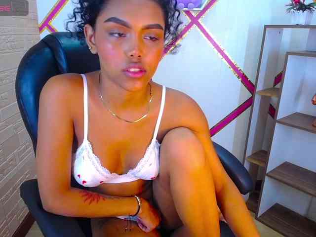 MelodyStan webcam