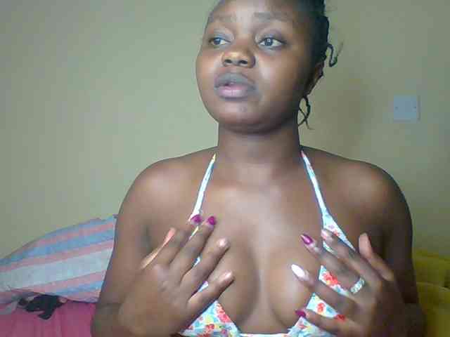 Crazymaya webcam