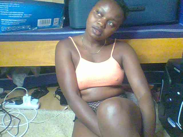 Crazymaya webcam