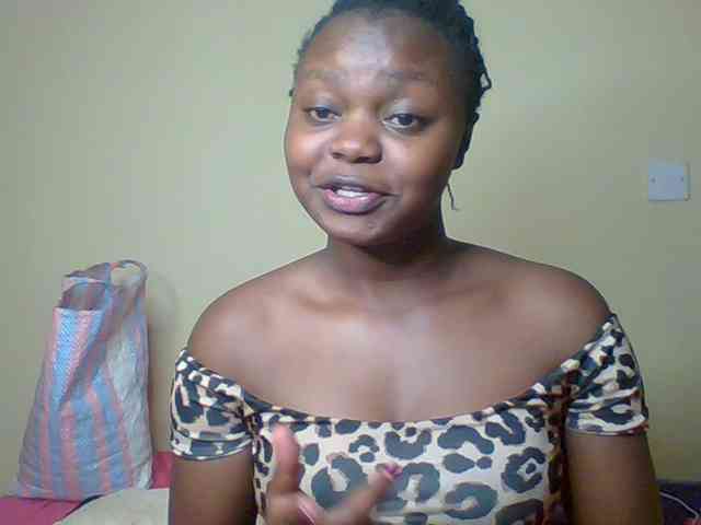 Crazymaya webcam