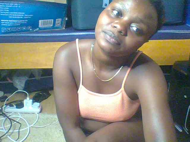 Crazymaya webcam