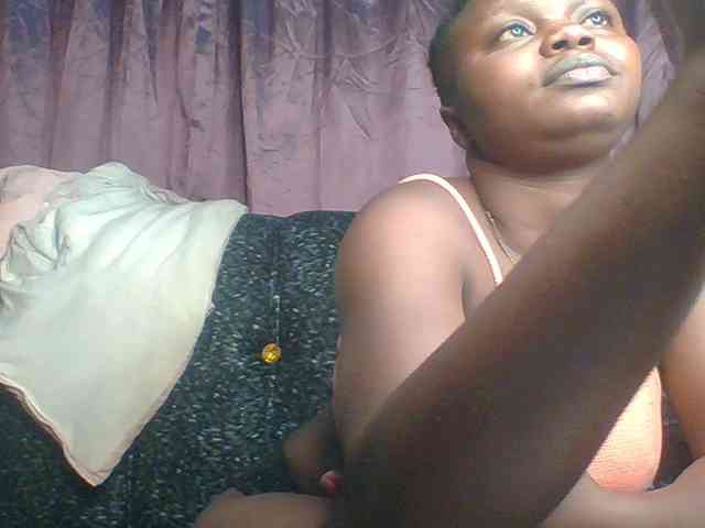 Crazymaya webcam