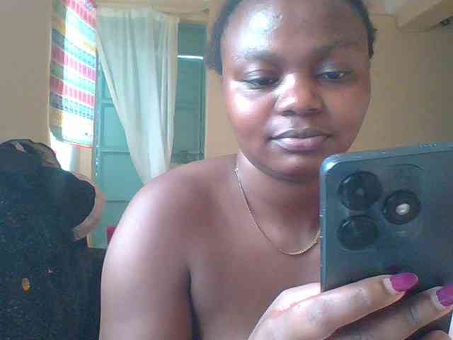 Crazymaya webcam