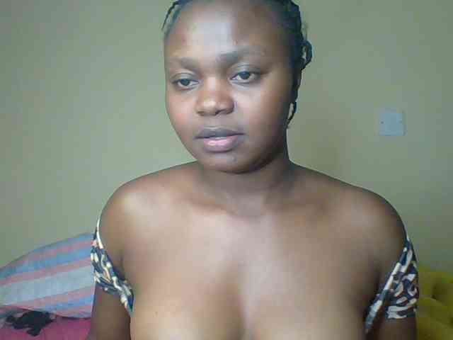 Crazymaya webcam