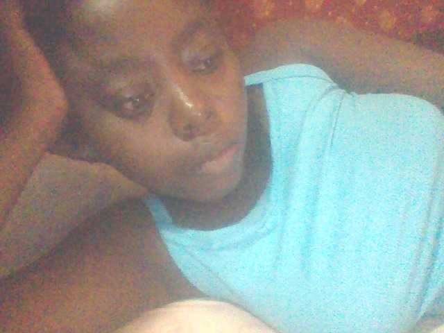 PrettyG's BongaCams show and profile