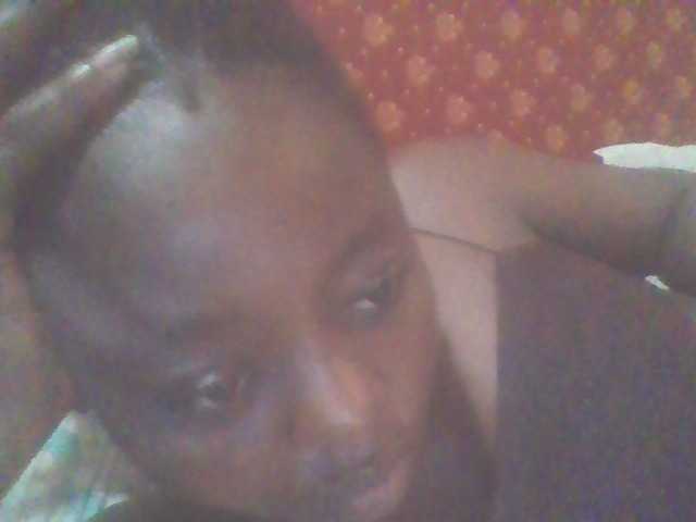 PrettyG's BongaCams show and profile