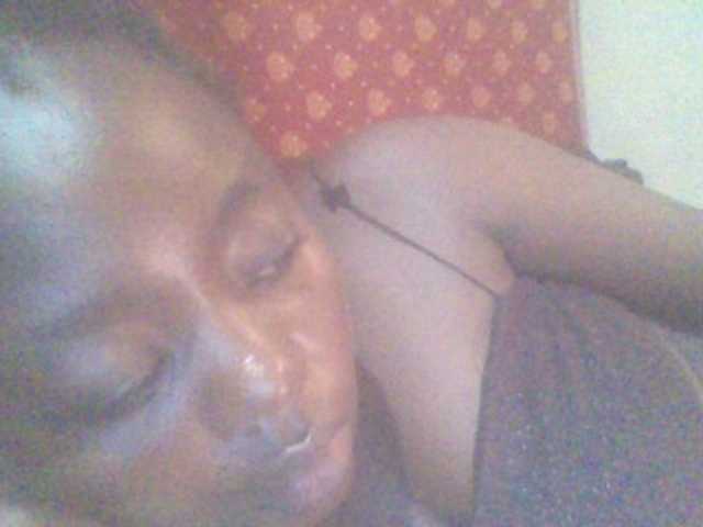 PrettyG's BongaCams show and profile