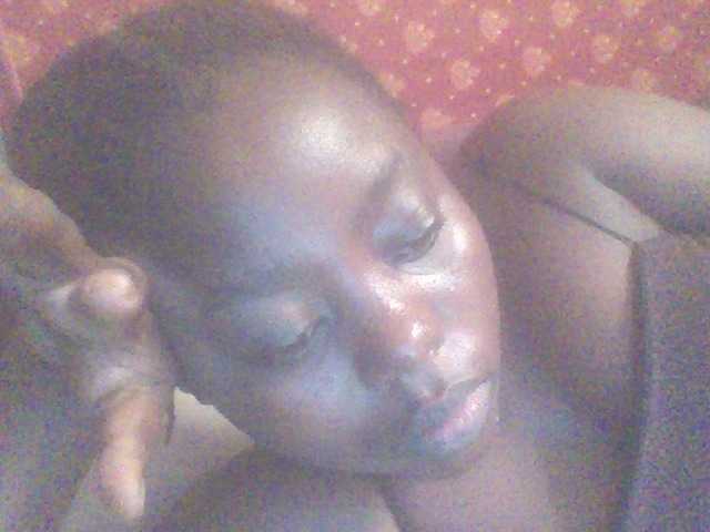 PrettyG's BongaCams show and profile