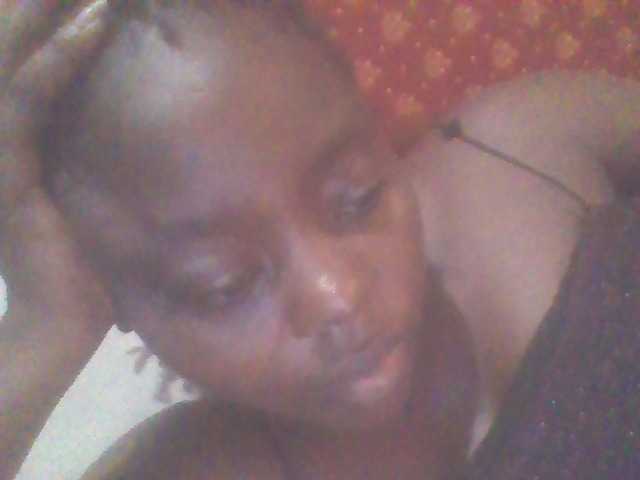 PrettyG's BongaCams show and profile