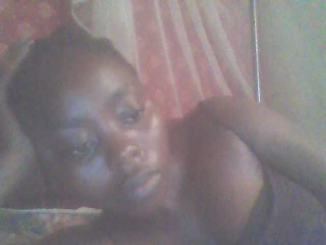 PrettyG's BongaCams show and profile