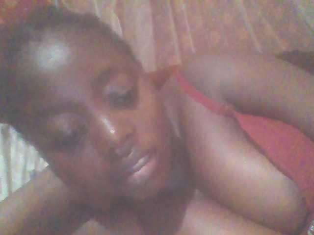 PrettyG's BongaCams show and profile