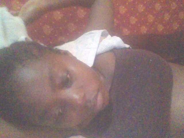 PrettyG's BongaCams show and profile