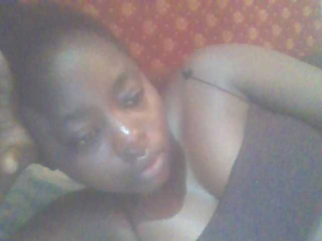 PrettyG's BongaCams show and profile