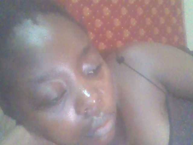 PrettyG's BongaCams show and profile