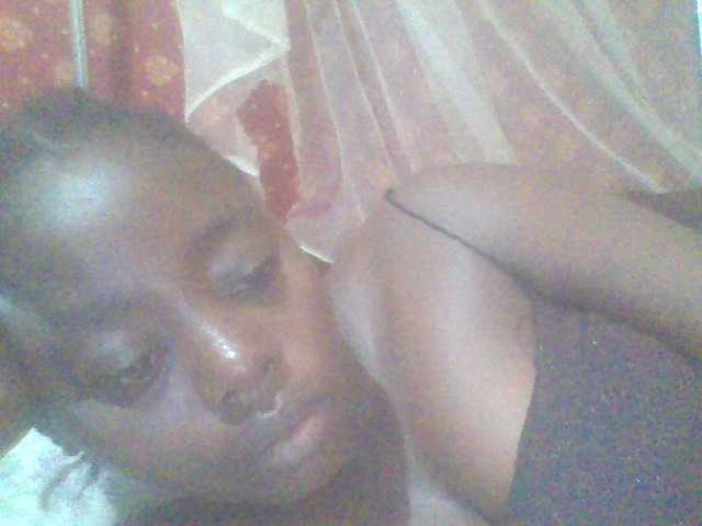 PrettyG's BongaCams show and profile