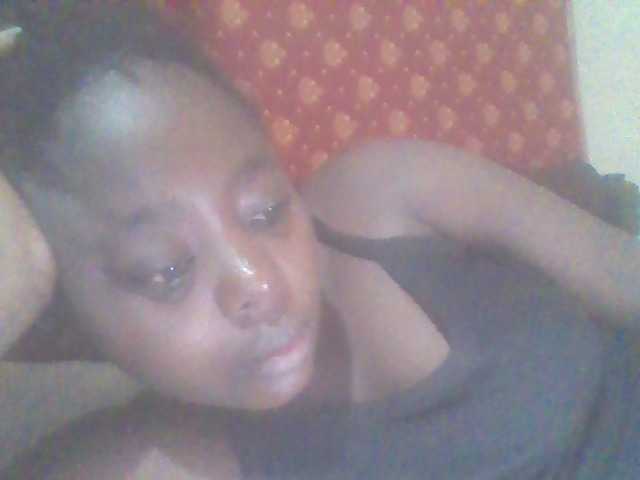 PrettyG's BongaCams show and profile