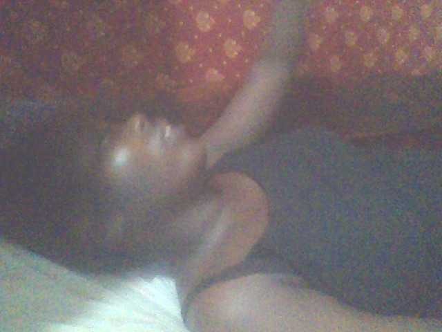 PrettyG's BongaCams show and profile