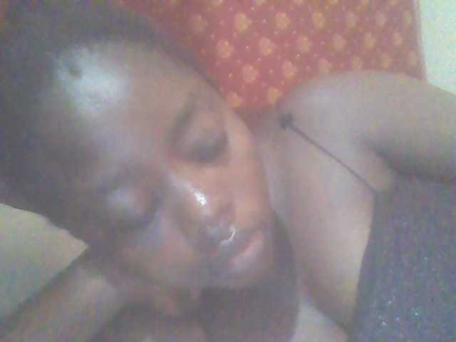 PrettyG's BongaCams show and profile