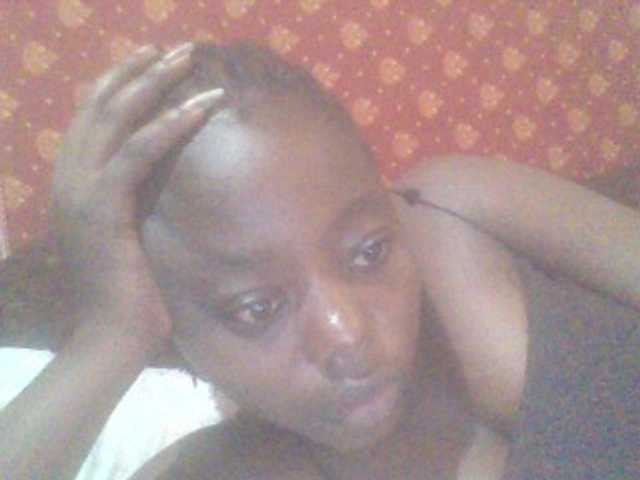 PrettyG's BongaCams show and profile