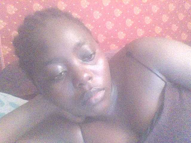 PrettyG's BongaCams show and profile