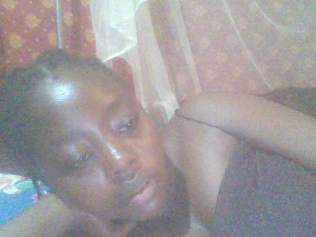 PrettyG's BongaCams show and profile