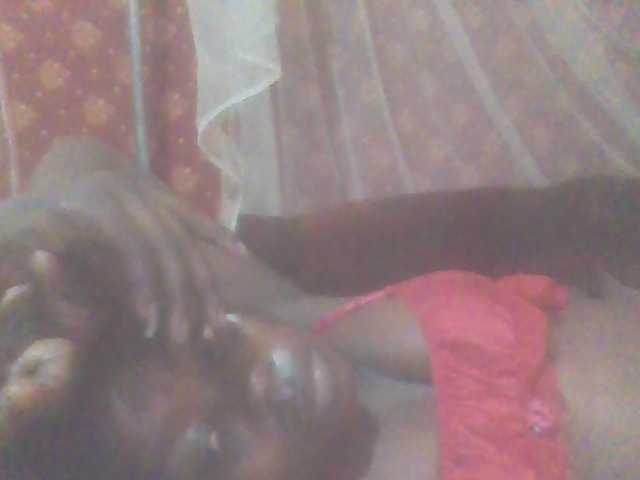 PrettyG's BongaCams show and profile