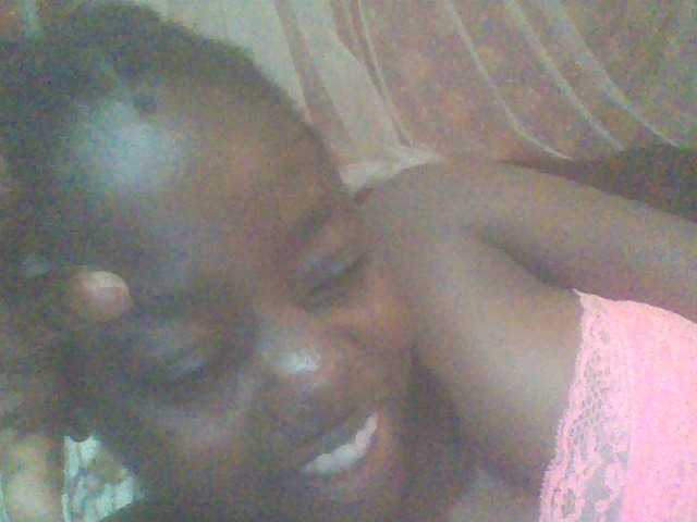 PrettyG's BongaCams show and profile