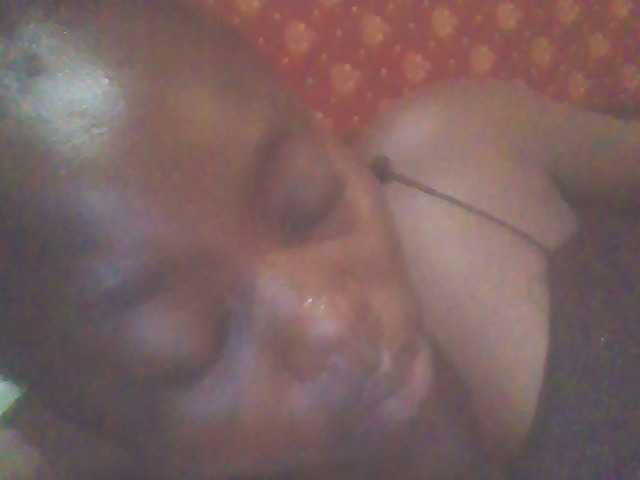 PrettyG's BongaCams show and profile