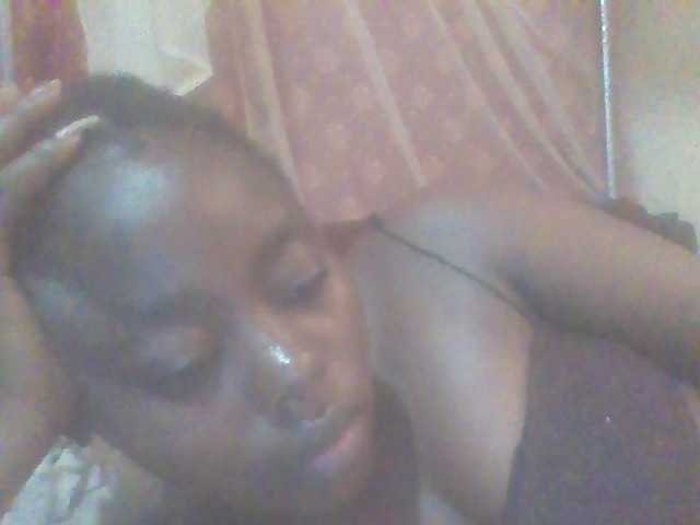 PrettyG's BongaCams show and profile