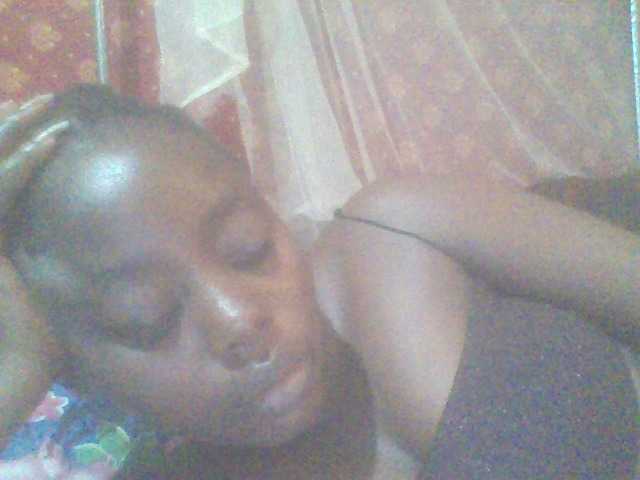 PrettyG's BongaCams show and profile