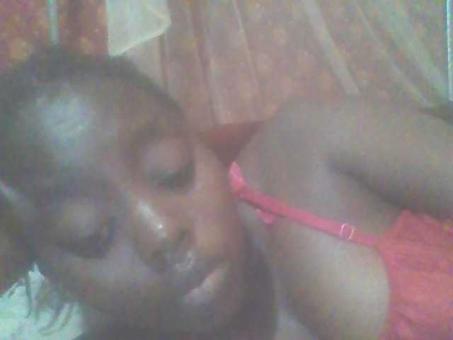 PrettyG's BongaCams show and profile