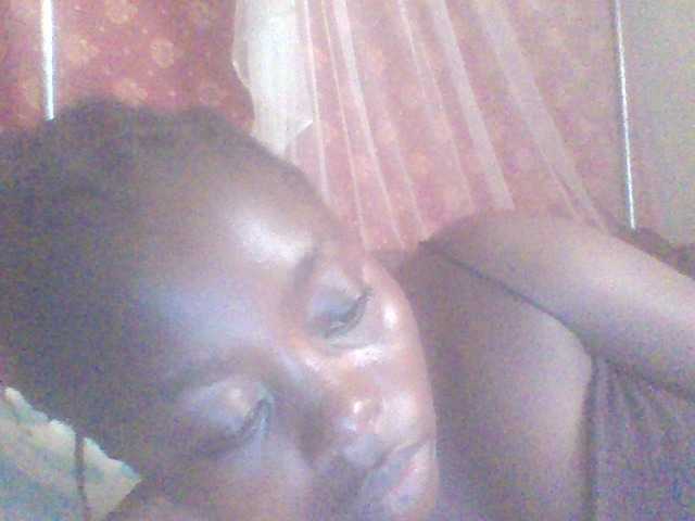 PrettyG's BongaCams show and profile