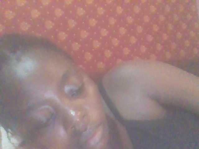 PrettyG's BongaCams show and profile