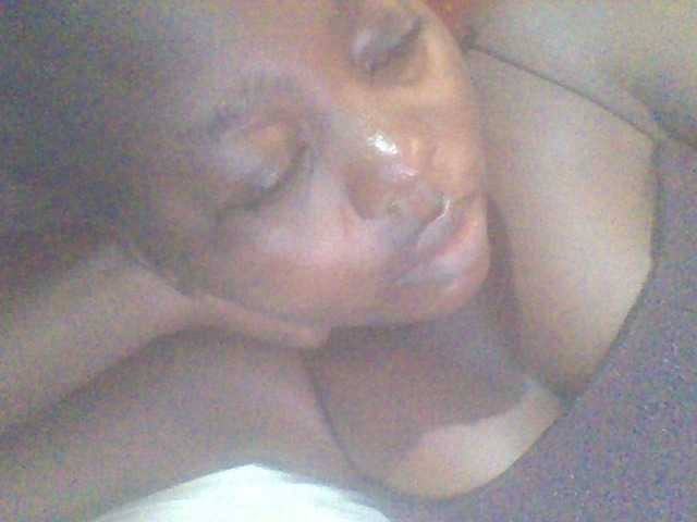 PrettyG's BongaCams show and profile