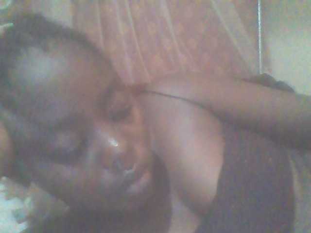 PrettyG's BongaCams show and profile