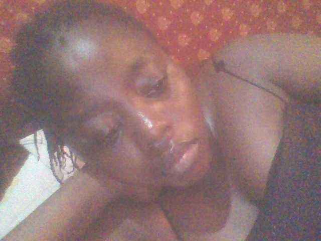 PrettyG's BongaCams show and profile