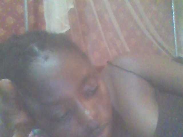 PrettyG's BongaCams show and profile