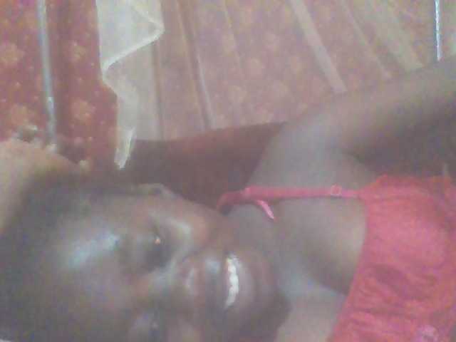 PrettyG's BongaCams show and profile