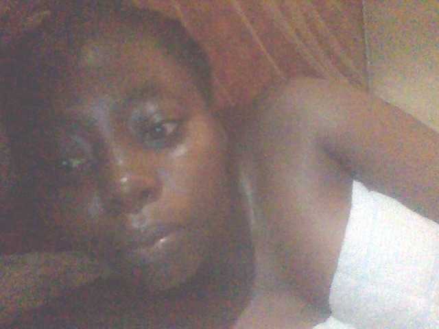 PrettyG's BongaCams show and profile