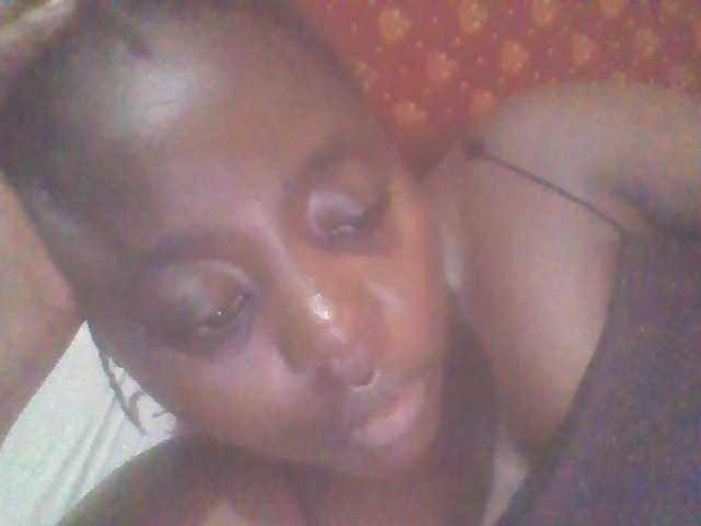 PrettyG's BongaCams show and profile