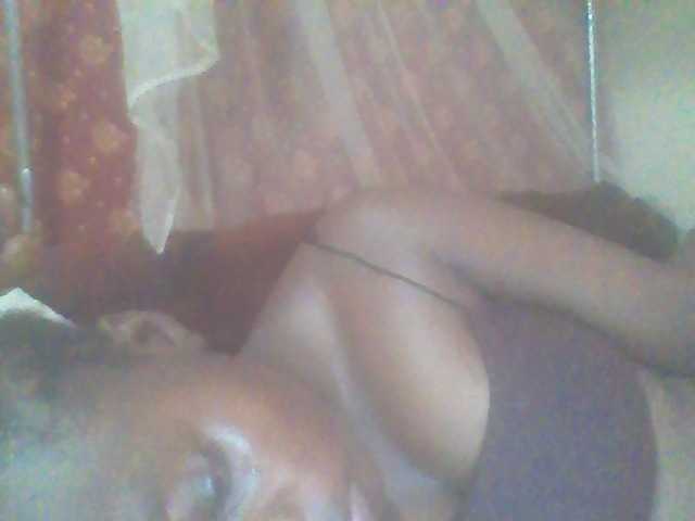 PrettyG's BongaCams show and profile