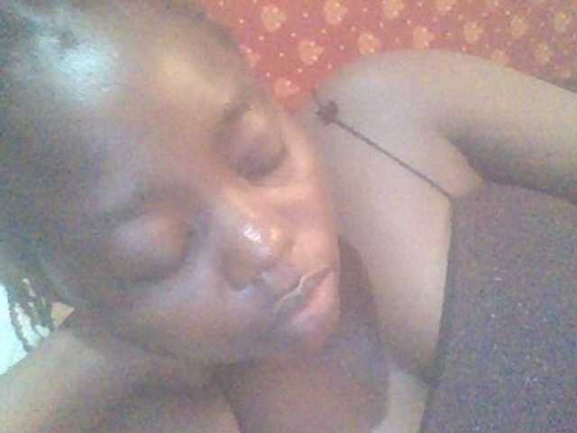 PrettyG's BongaCams show and profile