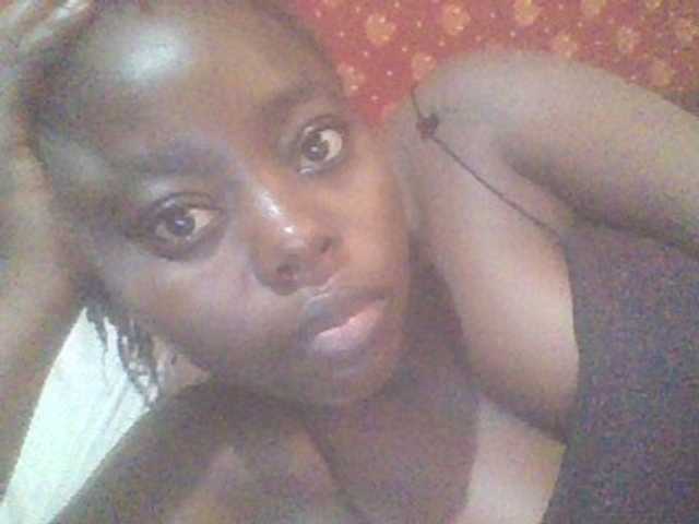 PrettyG's BongaCams show and profile