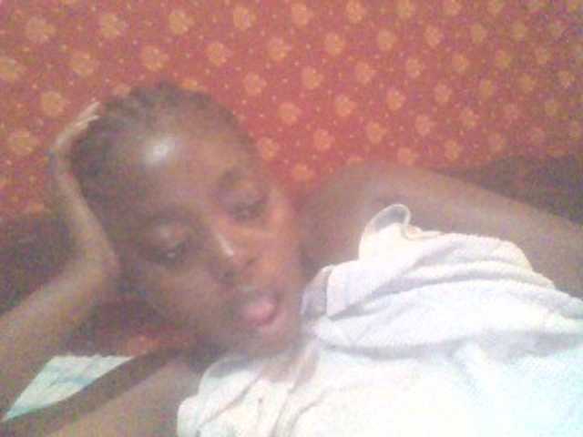 PrettyG's BongaCams show and profile