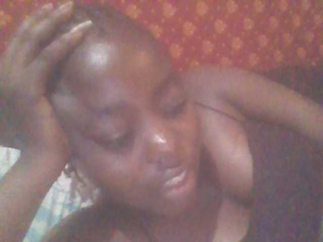 PrettyG's BongaCams show and profile