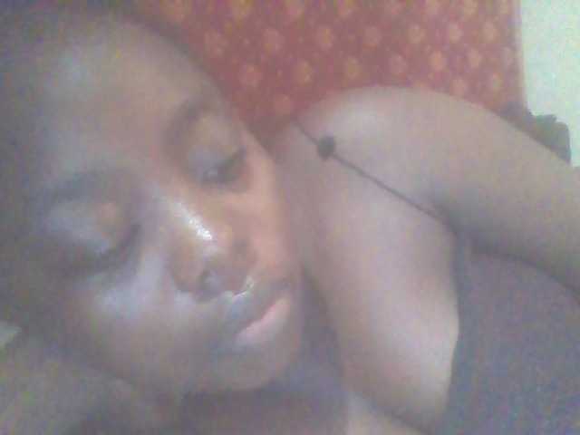 PrettyG's BongaCams show and profile