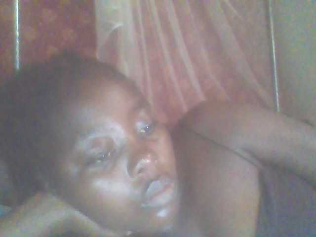 PrettyG's BongaCams show and profile