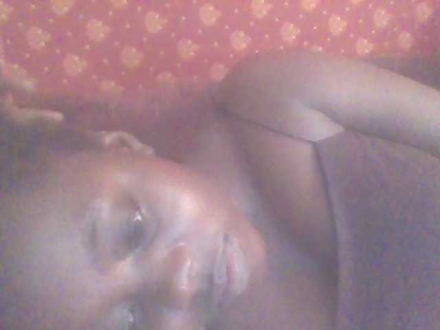 PrettyG's BongaCams show and profile