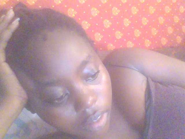 PrettyG's BongaCams show and profile